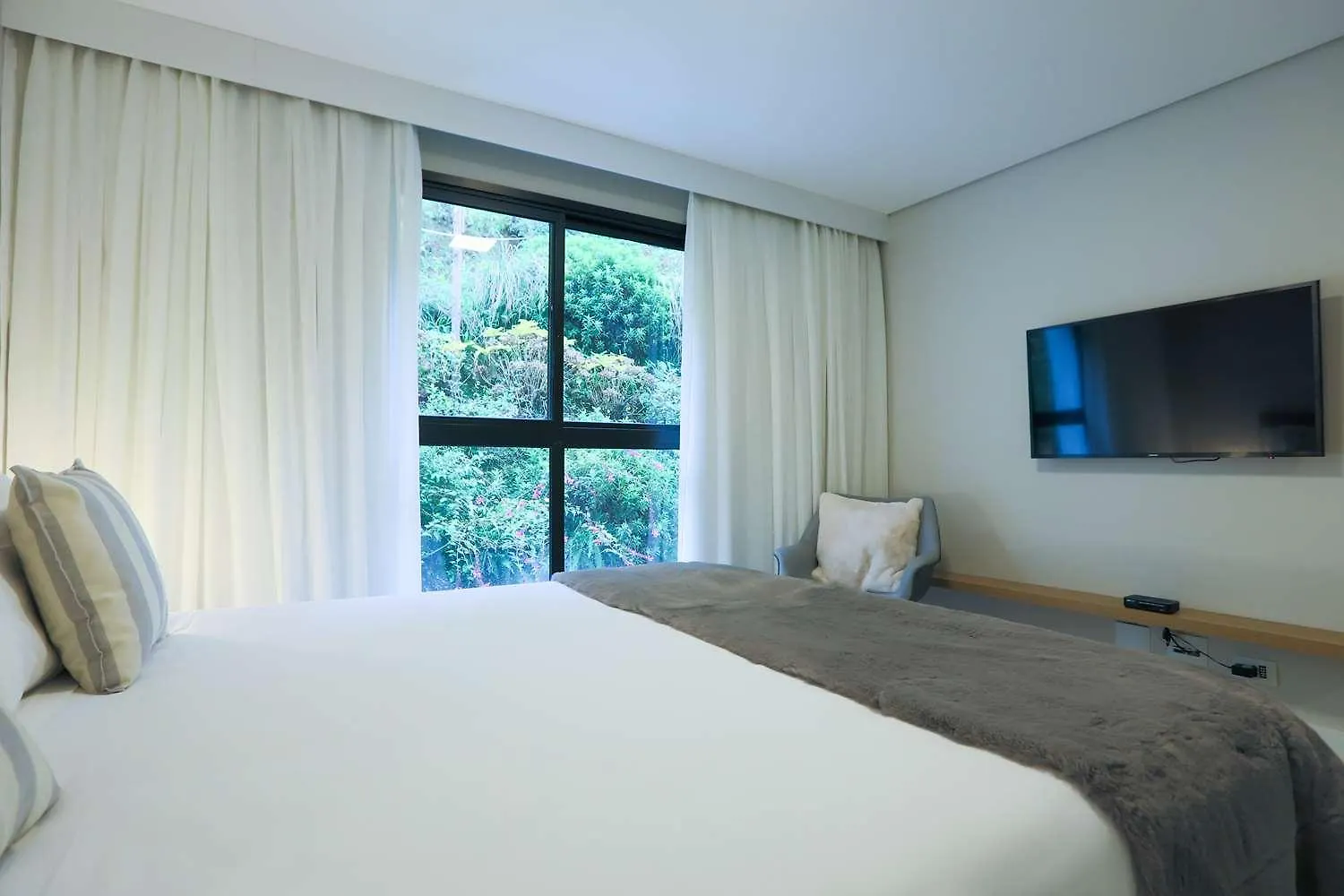 *** Otel Carpe Diem Boutique E Spa Campos do Jordao Brezilya